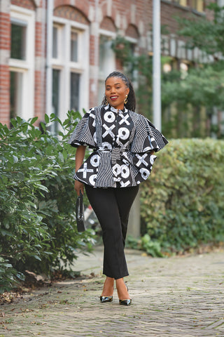 HANNA BLACK AND WHITE TOP