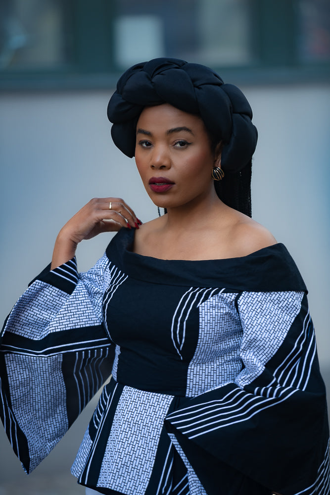 Zinitha Black Turban