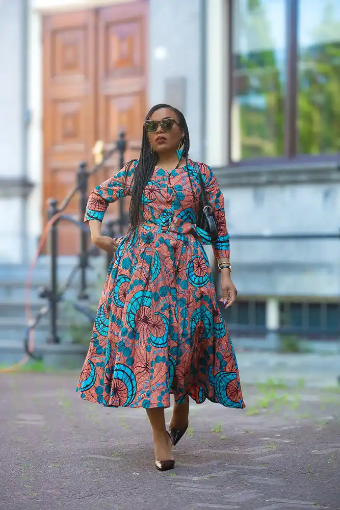 Full front view of women’s African print Ankara outfit