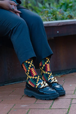 ACCRA KENTE GREEN AND RED SOCKS UK 4-8/EU 36-41
