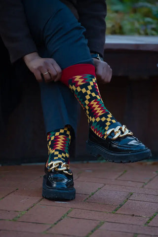 ACCRA KENTE RED SOCKS UK 4-8/EU 36-41