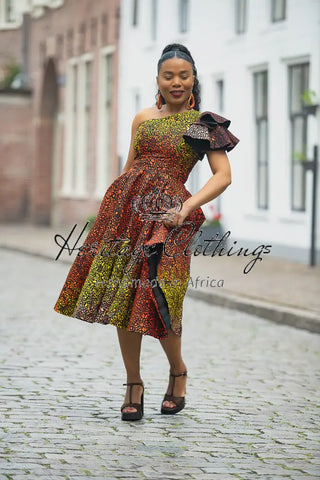 ADAEZE BROWN DRESS Women’s Dress
