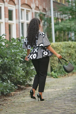 HANNA BLACK AND WHITE TOP Shirts & Tops