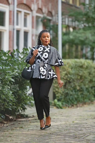 HANNA BLACK AND WHITE TOP Shirts & Tops