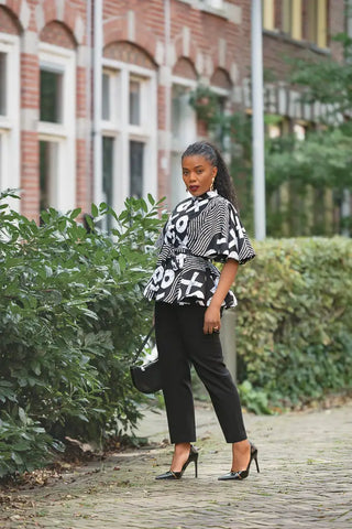 HANNA BLACK AND WHITE TOP Shirts & Tops