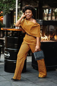 Orange 