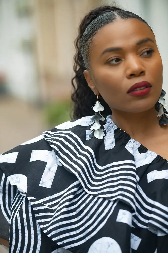 SABRINA BLACK AND WHITE EARRINGS Earrings