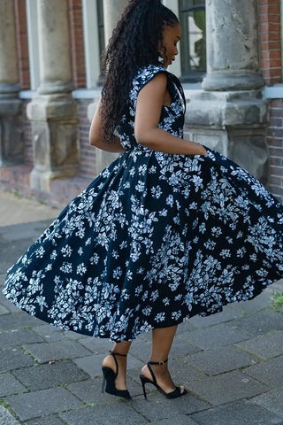 ZINHLE BLACK AND WHITE MIDI DRESS Women’s Dress